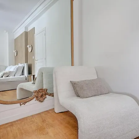 Apartament Tuileries Saint Honore 6p Ac By Melvane *