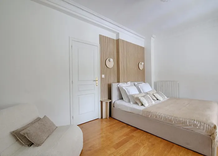 Tuileries Saint Honore 6p Ac By Melvane アパート